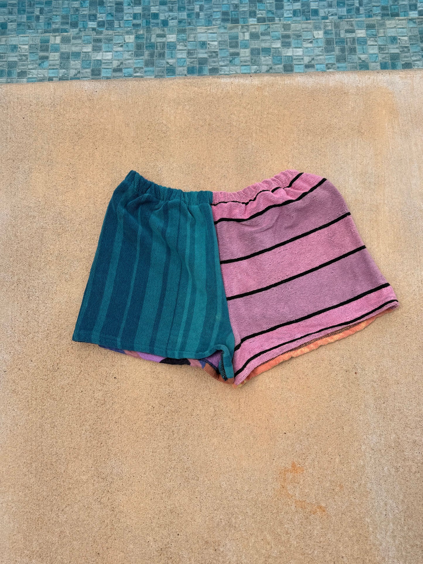 Over Dyed Towel Short Bundle