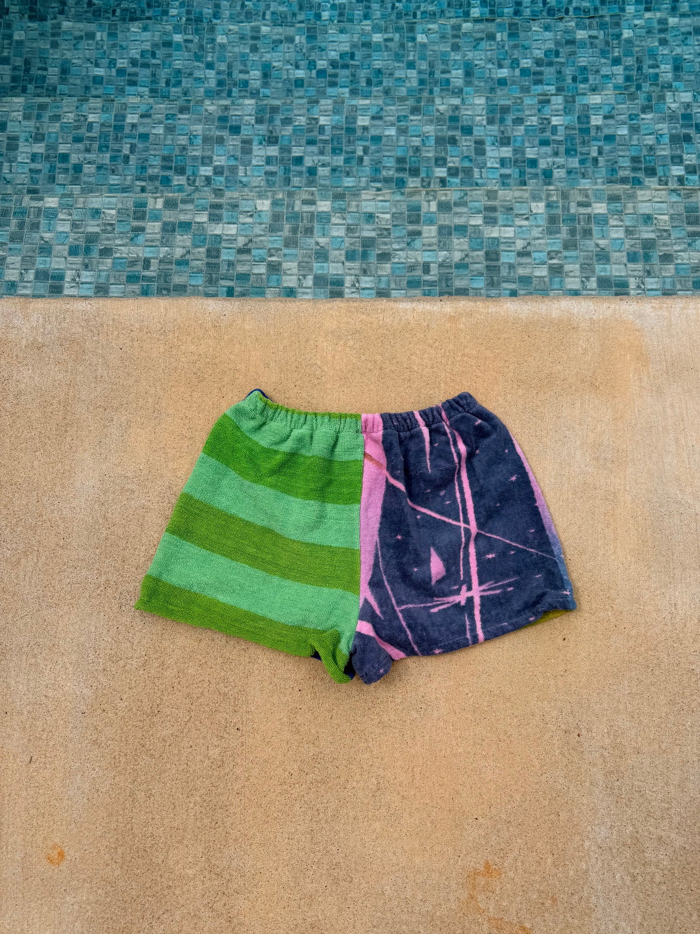 Over Dyed Towel Short Bundle