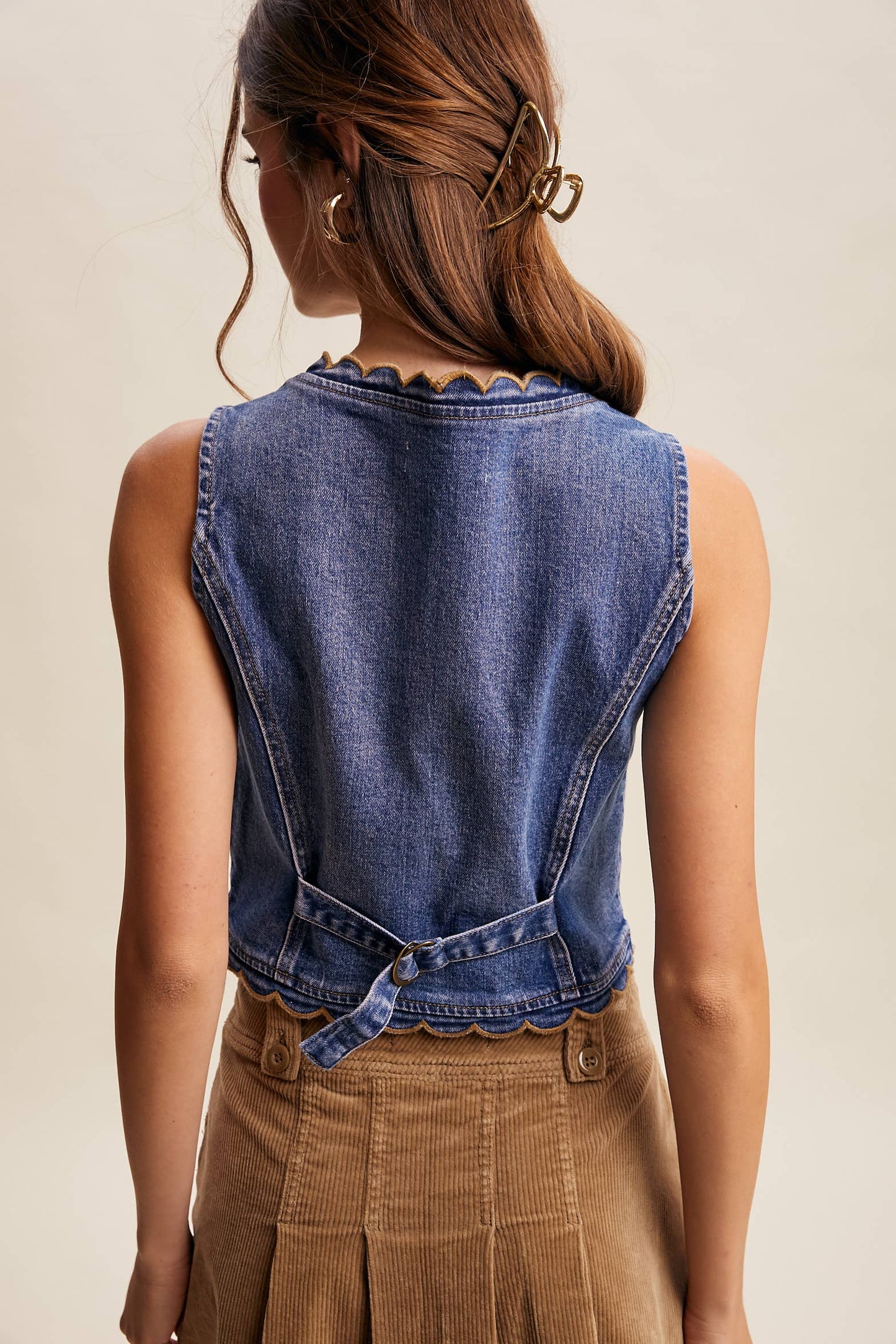 Scallop Trim Stretch Denim Vest LVT030
