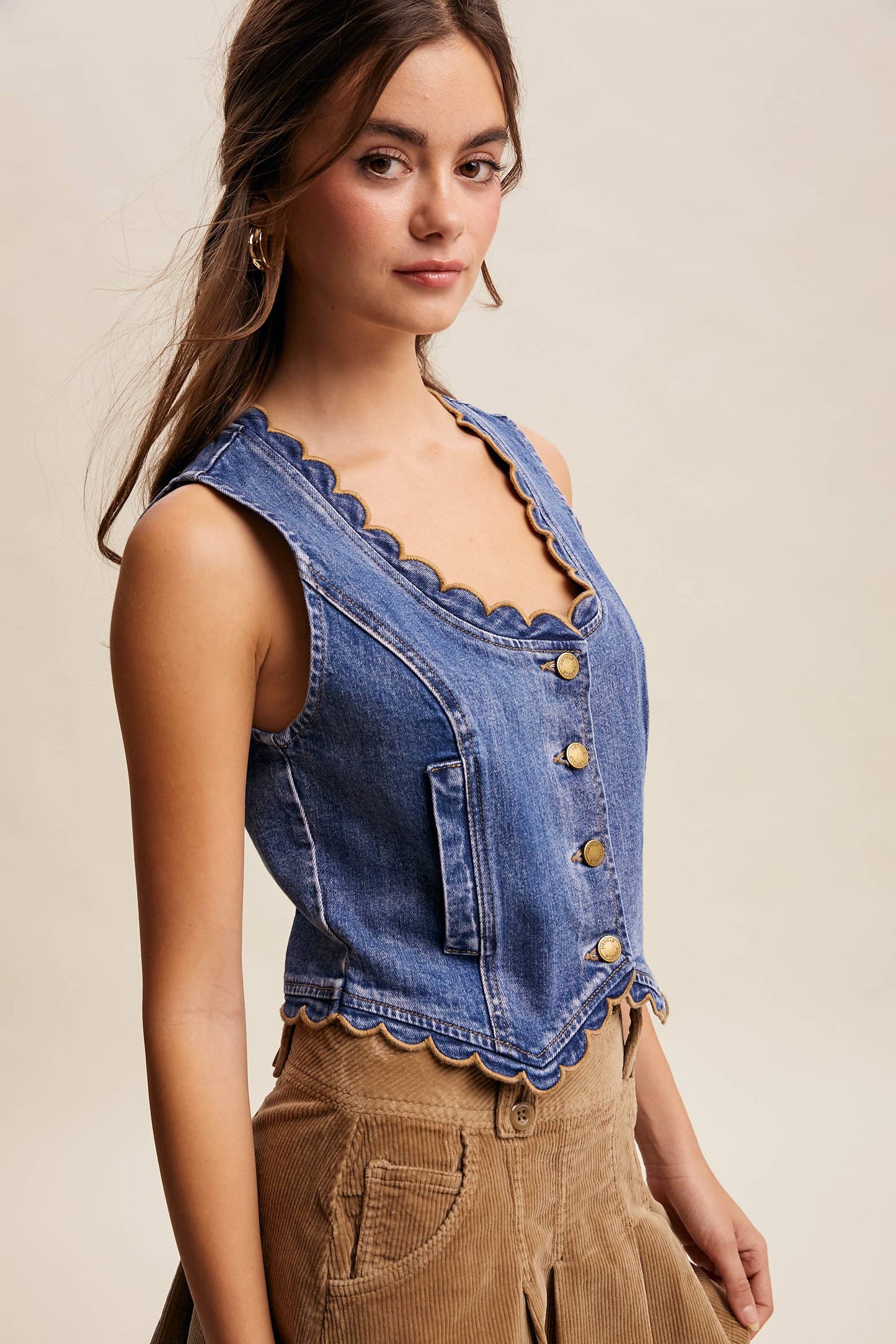 Scallop Trim Stretch Denim Vest LVT030